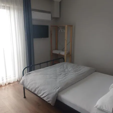 Hotel Rose Ezine