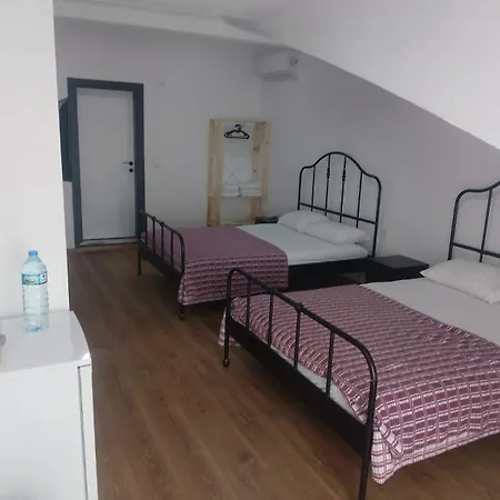 Hotel Rose Ezine