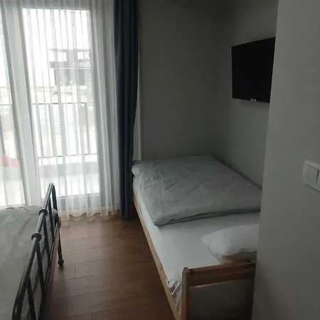 Rose Hotel